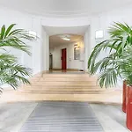 Appartement de Luxe avec terrasse sur les Champs Elysées
